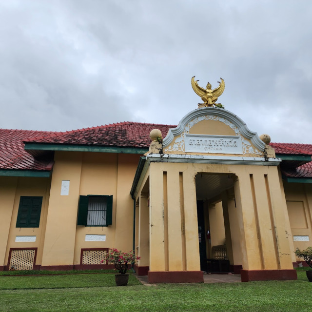 พิพิธภัณฑสถานแห่งชาติอุบลราชธานี (Ubon Ratchathani National Museum) Photo 1 of 5