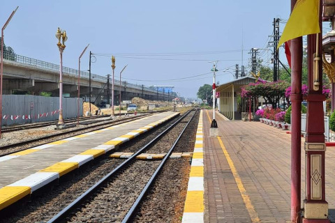 สถานีรถไฟหัวหิน (Hua Hin Railway Station)
