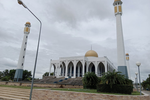 มัสยิดกลางประจำจังหวัดสงขลา (Central Mosque of Songkhla) Photo 1 of 5