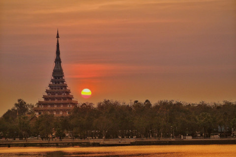 สวนสาธารณะบึงแก่นนคร (Bueng Kaen Nakhon Public Park) Photo 1 of 5