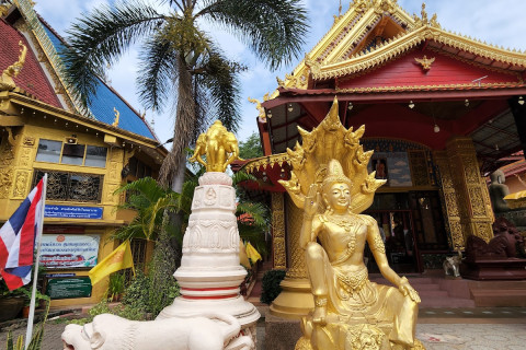 วัดใต้พระเจ้าใหญ่องค์ตื้อ (Wat Tai Phra Chao Yai Ong Tue) Photo 4 of 5