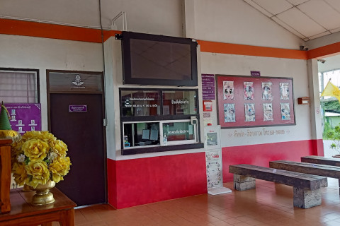 สถานีรถไฟชลบุรี Photo 5 of 5