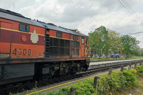 สถานีรถไฟชะอวด Photo 2 of 5