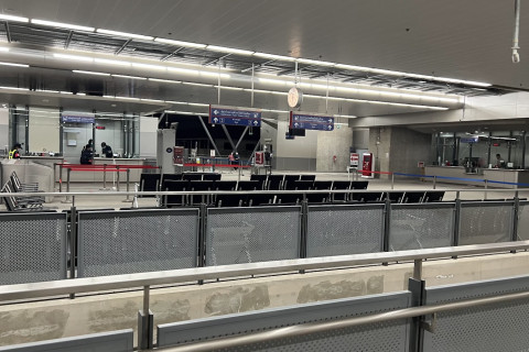 สถานีรถไฟรังสิต (Rangsit Railway Station) Photo 3 of 5