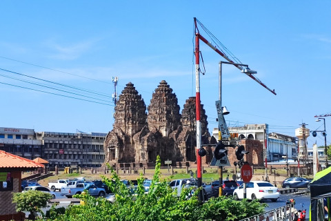 ศาลพระกาฬ ลพบุรี (Phra Kan Shrine Lopburi) Photo 5 of 5