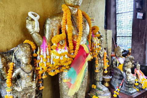 ศาลพระกาฬ ลพบุรี (Phra Kan Shrine Lopburi) Photo 3 of 5