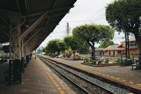 สถานีรถไฟนครลำปาง (Lampang Railway Station) Photo 3 of 5
