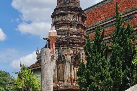 วัดจามเทวี (Wat Cham Thewi) Photo 4 of 5