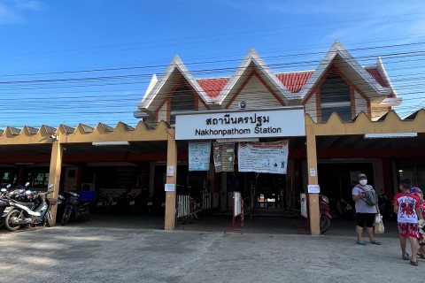 สถานีรถไฟนครปฐม (Nakhon Pathom Railway Station)