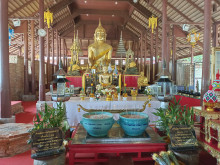 วัดมหาธาตุ (Wat Mahathat) Photo 3 of 5