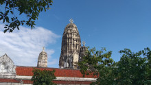 วัดมหาธาตุ (Wat Mahathat) Photo 2 of 5