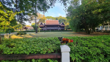 พระราชวังสนามจันทร์ (Sanam Chandra Palace)