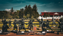 อุทยานมังกรสวรรค์ สุพรรณบุรี (Heaven Dragon Park Suphan Buri) Photo 4 of 5