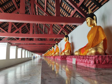 วัดมหาธาตุวรมหาวิหาร (Wat Mahathat Worawihan) Photo 5 of 5